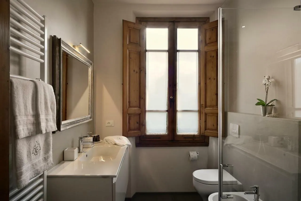 فندق مبيت وإفطار تيرانووفا براتشولي Villa Le Facezie B&B إيطاليا
