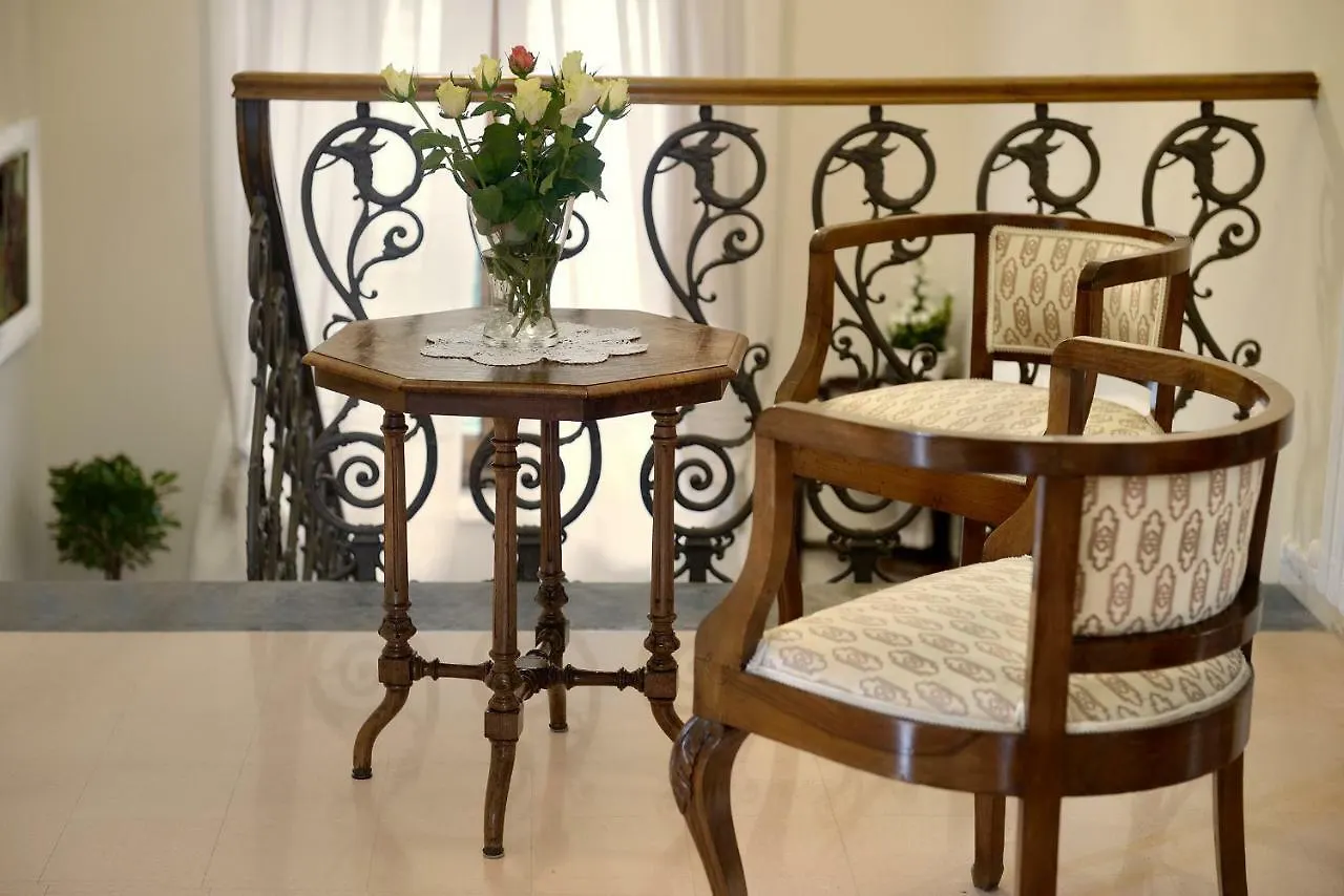 تيرانووفا براتشولي Villa Le Facezie B&B تيرانووفا براتشولي