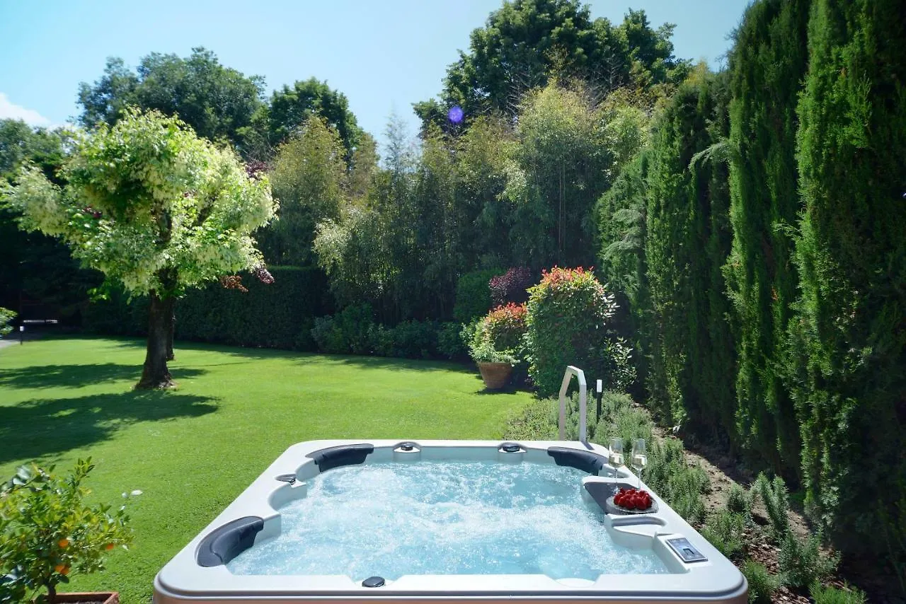 فندق مبيت وإفطار تيرانووفا براتشولي Villa Le Facezie B&B إيطاليا
